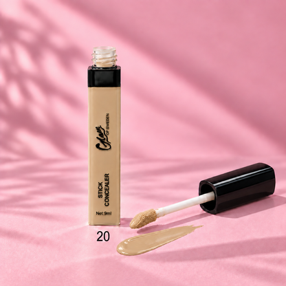 Concealer Glam of Sweden — teinte 20 — flacon ouvert et applicateur