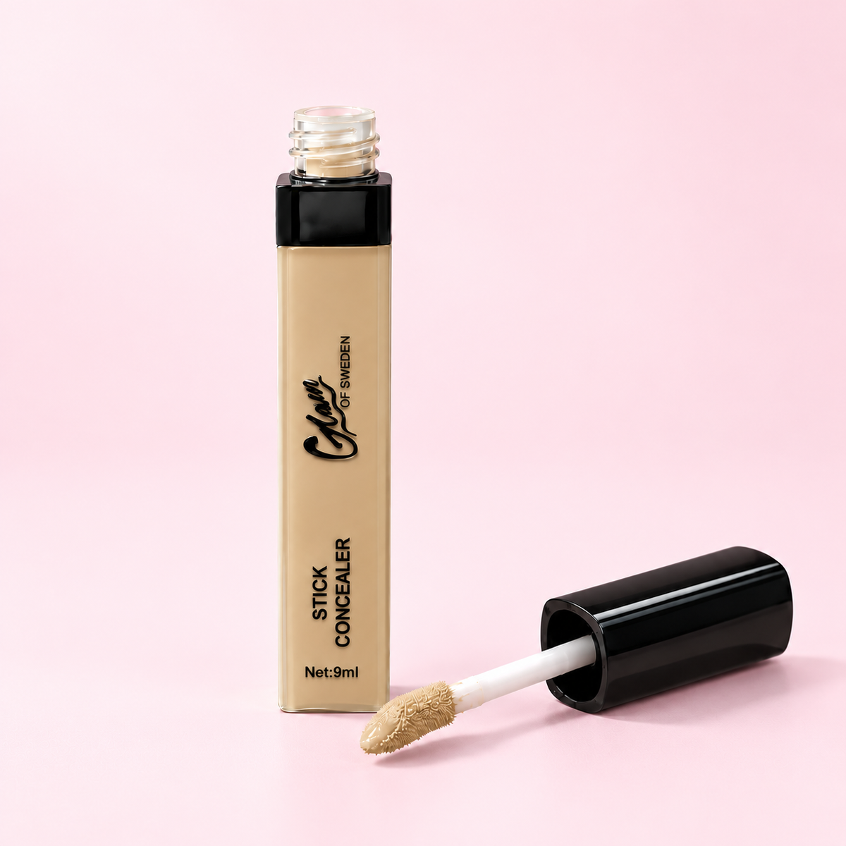 Concealer (Anti-Cernes) — 10 sur fond rose clair