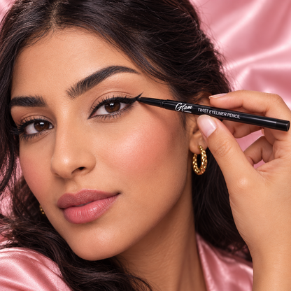 Application de l'Eyeliner Twist Noir
