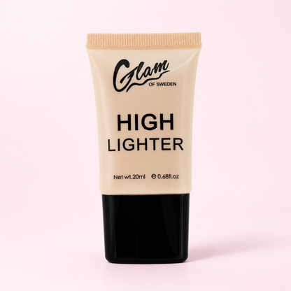 Highlighter Crème — Champagne sur fond rose clair