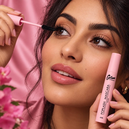 Application du Mascara Poplash Noir